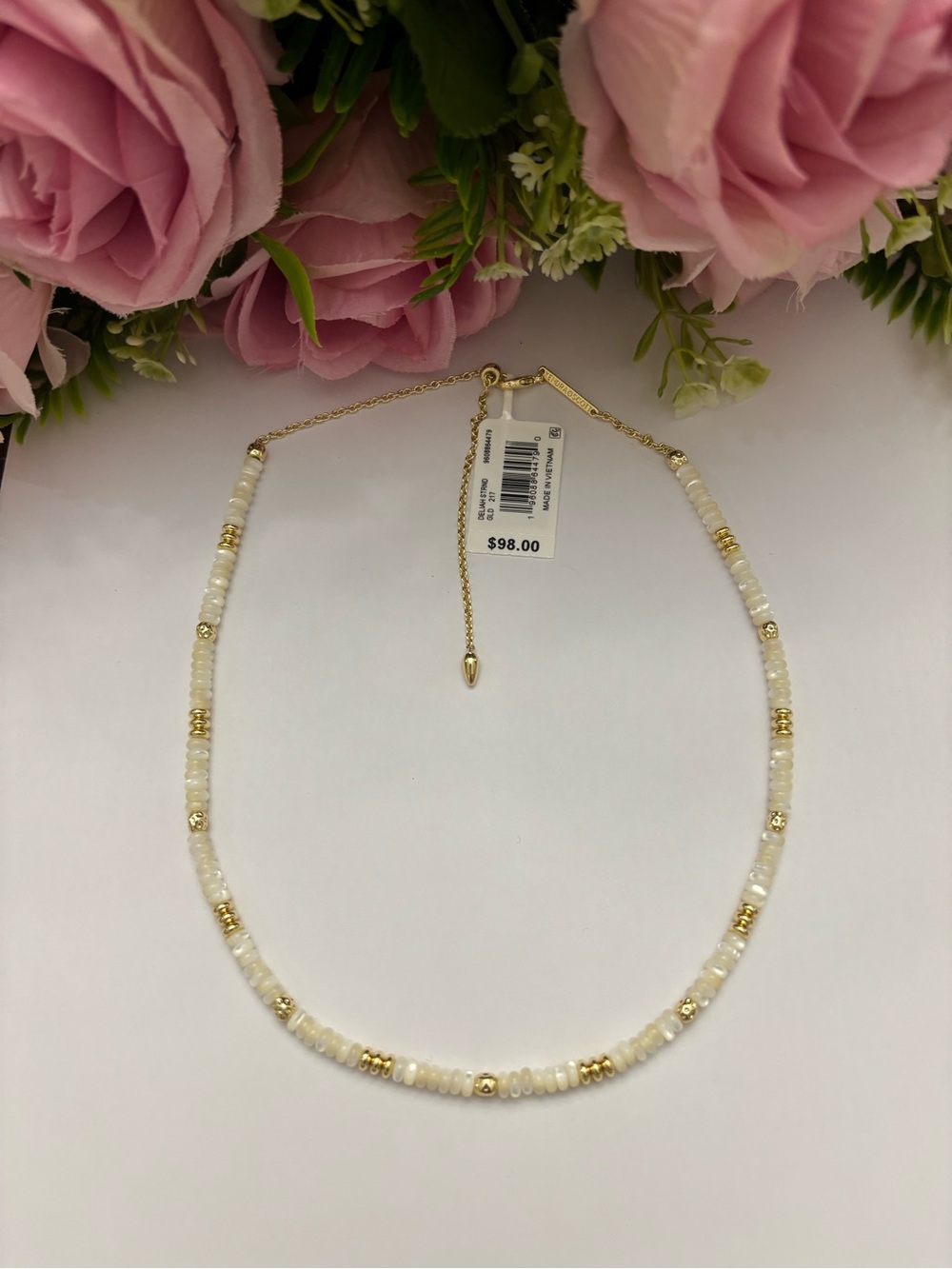 NWT Kendra Scott Deliah Strand Necklace in gold Ivory Mother of Pearl